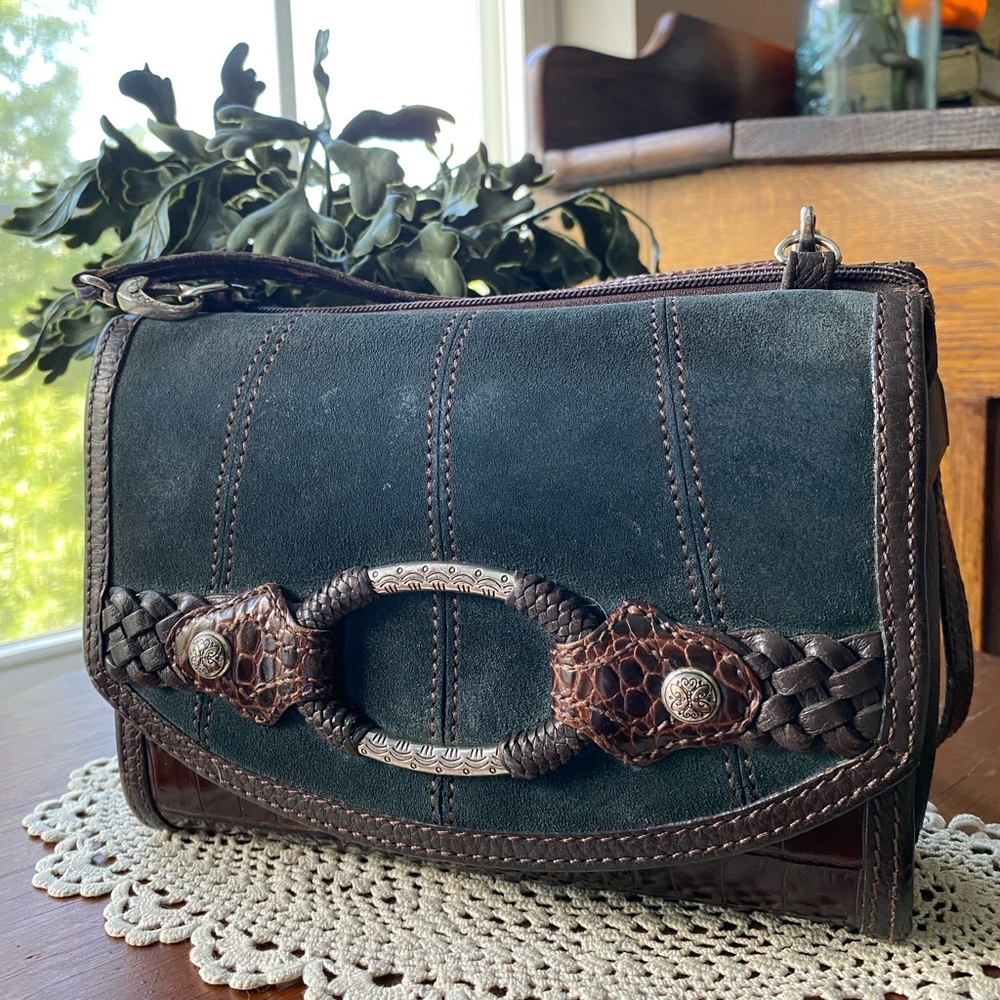 Brighton Wallet Crossbody purse with Ornate Hardware. EUC
